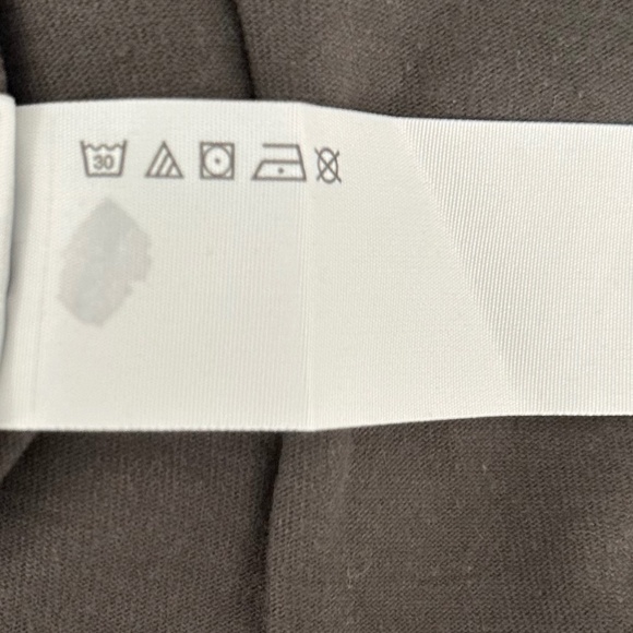 Abercrombie & Fitch Premium Essentials Heavyweight T-Shirt, Black Wash, Size L - Picture 15 of 15